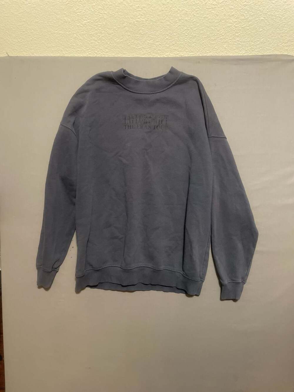 Taylor Swift The Eras Tour Official Merchandise Blue Crewneck Sweatshirt Size M